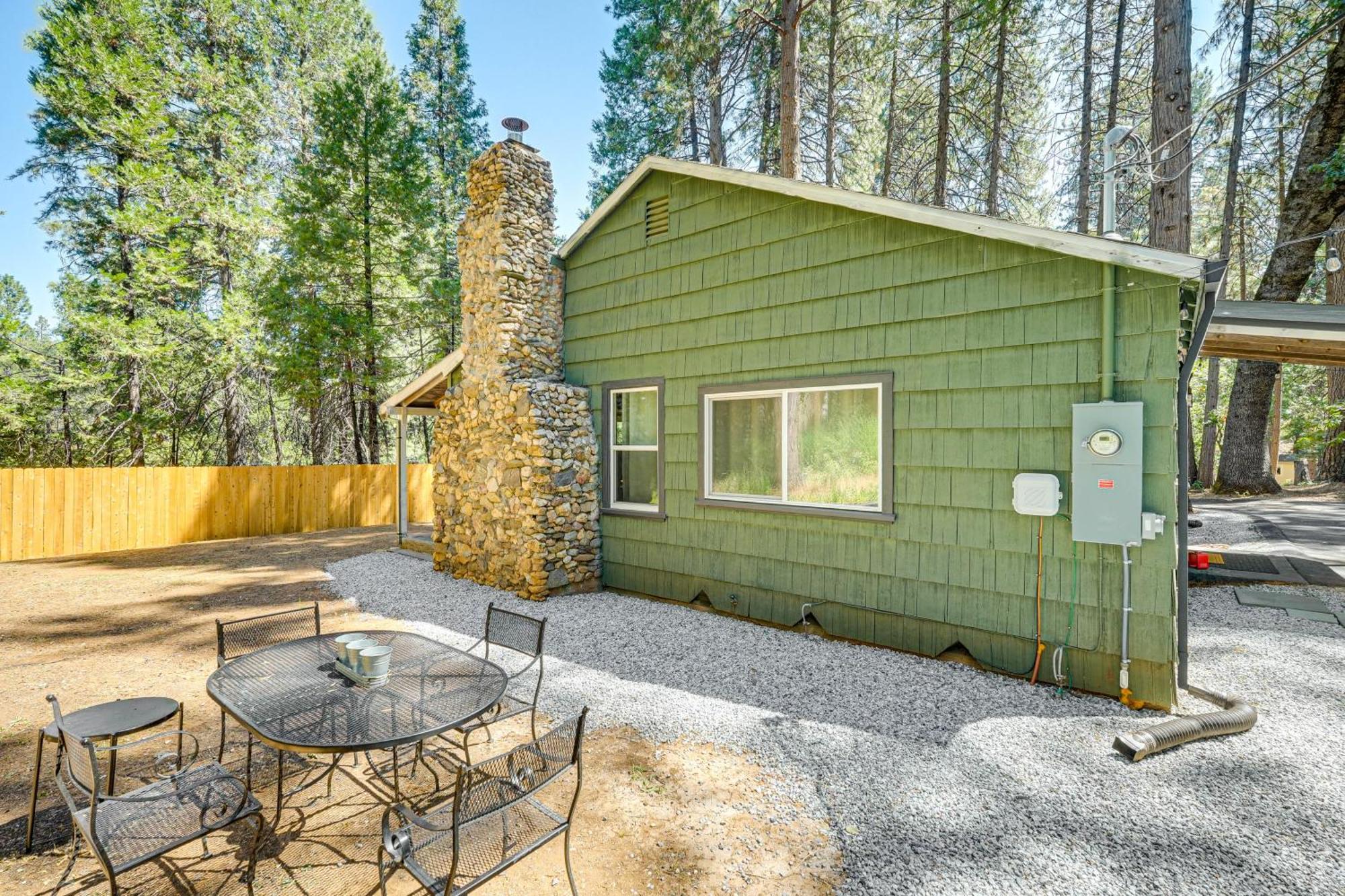 Cozy Murphys Cabin With Fire Pit, Walk To Winery! Villa Exterior photo